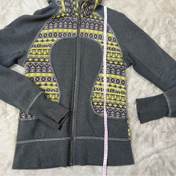 Lululemon Special Edition Fair Isle Scuba Hoodie Jacket Size 6 Green Gray EUC - Picture 8 of 16
